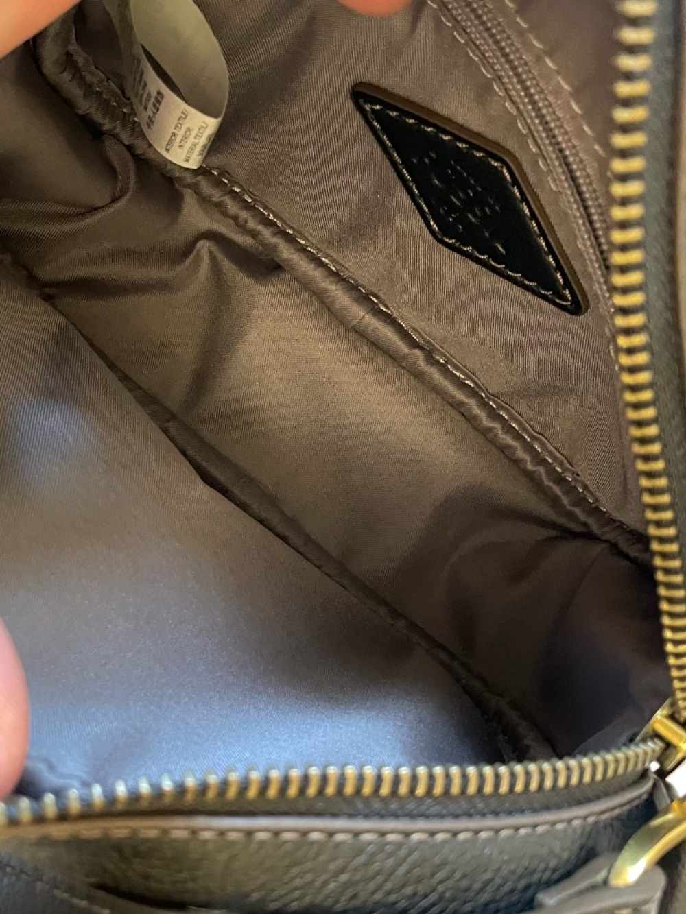 Fossil black cowhide leather crossbody bag - Picture 9 of 16
